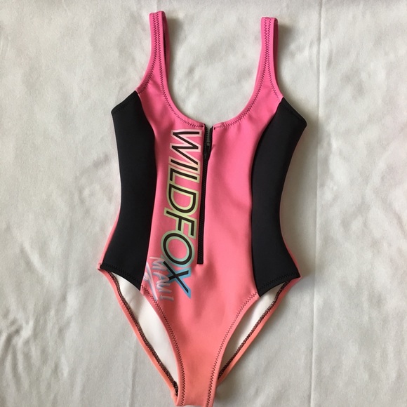 ⚡️Runway Wildfox Malibu One Piece Like New - Picture 3 of 8